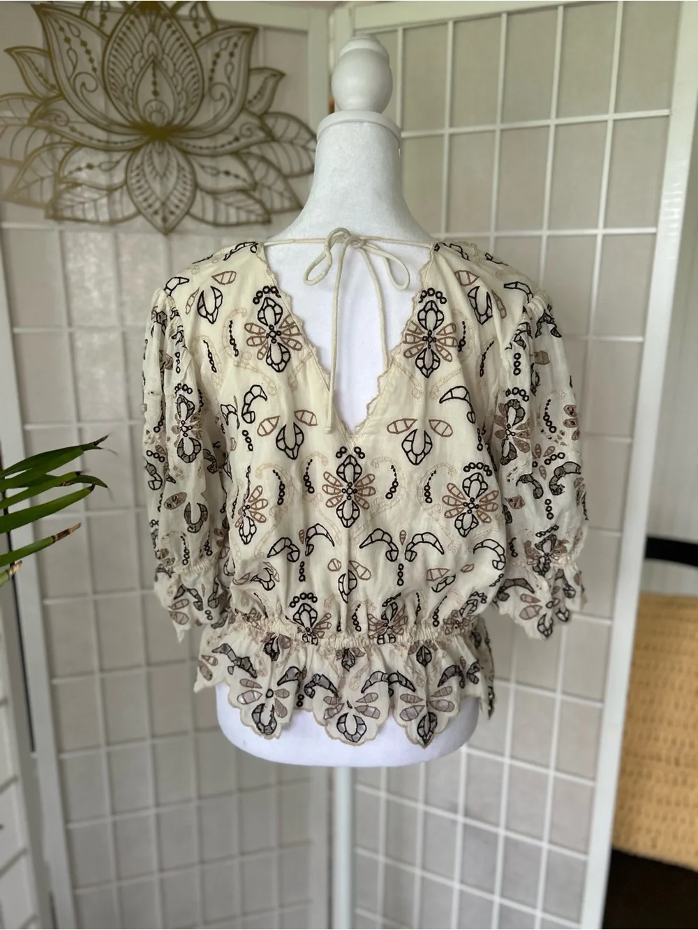 🌾✨ Anthropologie Embroidered Boho Peplum Top | Women’s Medium | Pre-Loved ✨🌾